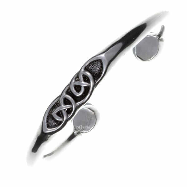 St Justin Jewellery -Le knot torc bangle